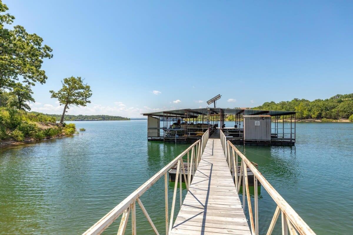 Artilla Cove Cabin 4 - Lake Views - Outdoor Pool Branson Exterior photo