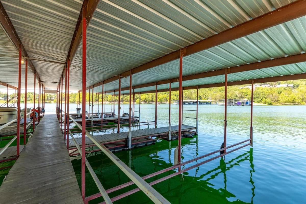 Artilla Cove Cabin 4 - Lake Views - Outdoor Pool Branson Exterior photo