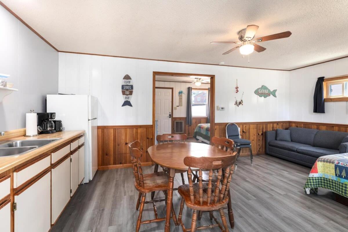 Artilla Cove Cabin 4 - Lake Views - Outdoor Pool Branson Exterior photo